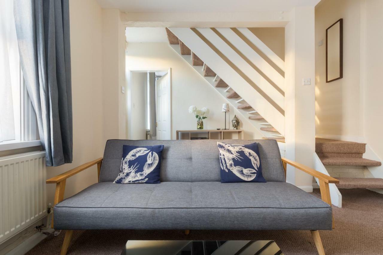 Well Presented 2 Bedroom House - Sleeps Four Leamington Spa Exteriör bild